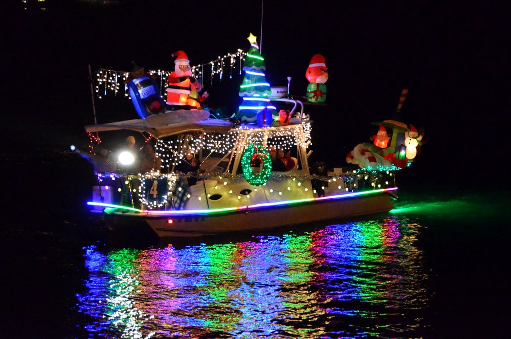 Christmas Boat Parade Fripp Island Stay