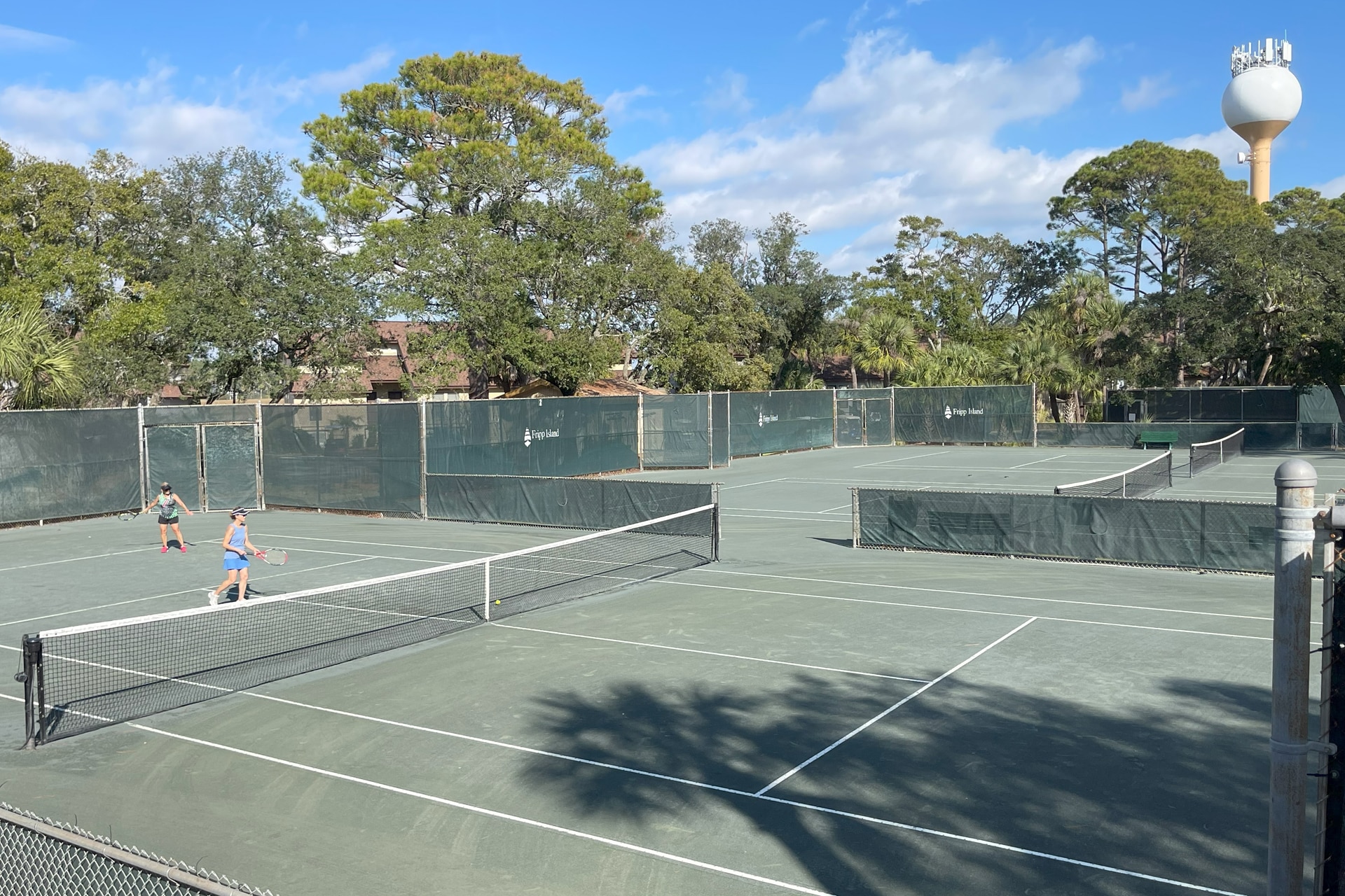 tennis-fripp-island